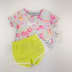 Nike Baby Girls 2-Piece Floral Print Shorts Outfit-Size 24 Months NWT NEW